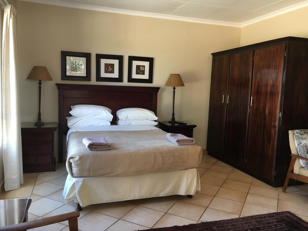Kleinplaas Guest Farm Hotel Potchefstroom Buitenkant foto