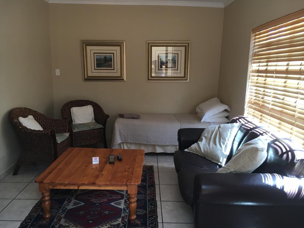 Kleinplaas Guest Farm Hotel Potchefstroom Buitenkant foto