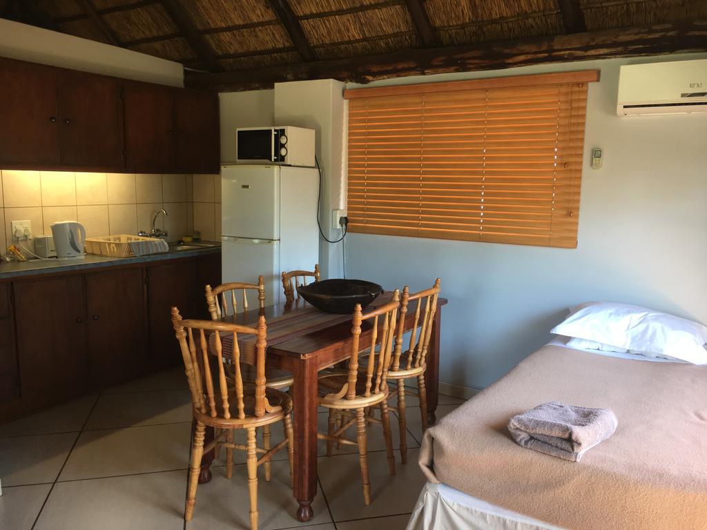 Kleinplaas Guest Farm Hotel Potchefstroom Buitenkant foto